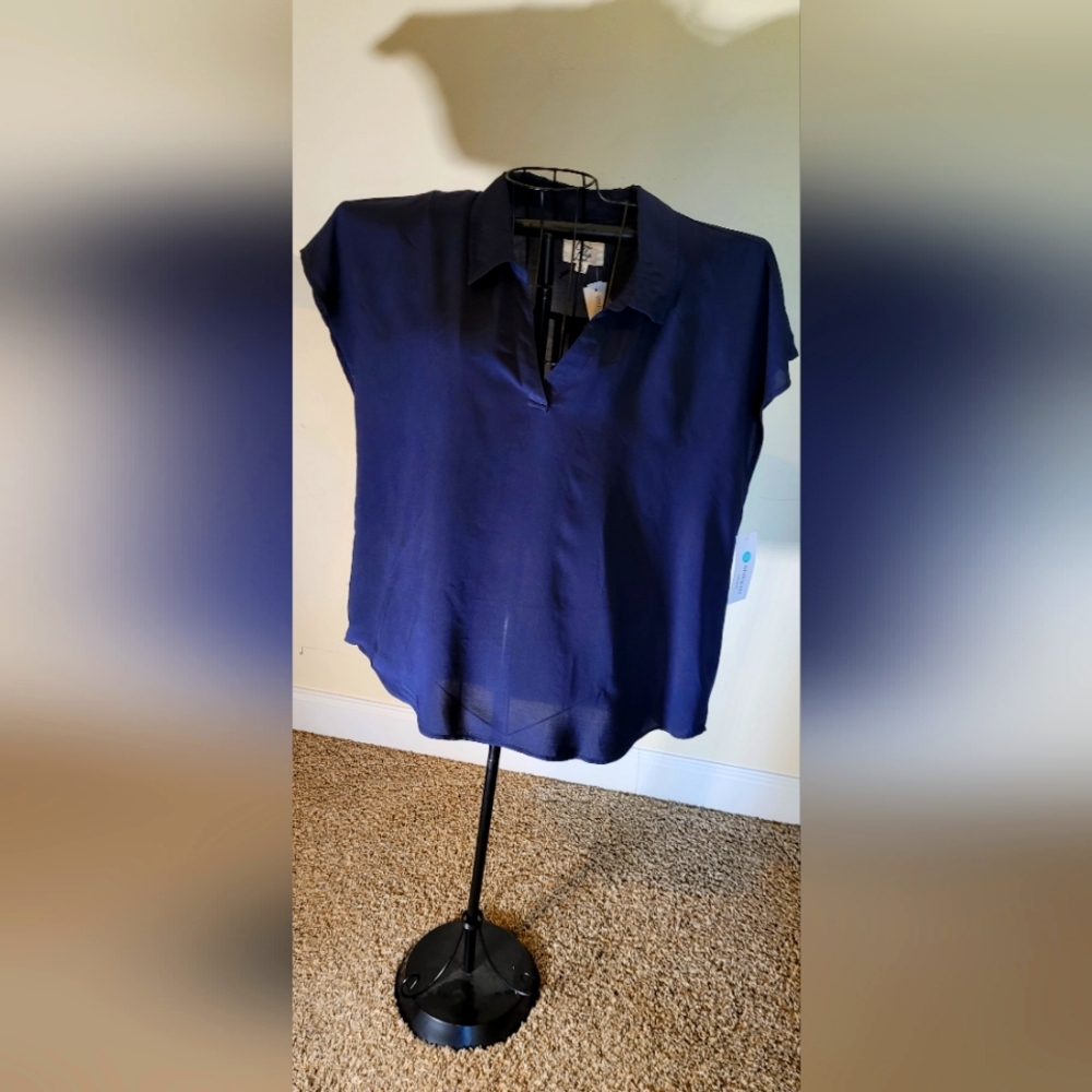 Beautiful NWT Stitch Fix Cosmic Blue Love, Women's Top Size Large